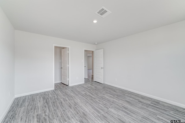 empty room featuring light hardwood / wood-style flooring