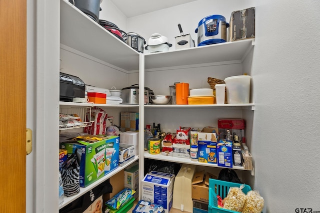19132 Falls Creek Dr, Flint, TX 75762 - view of pantry
