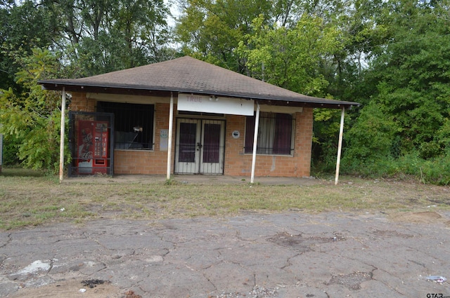 view of front facade