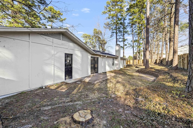 2513 Memory Ln, Tyler, TX 75701 - view of yard with fence