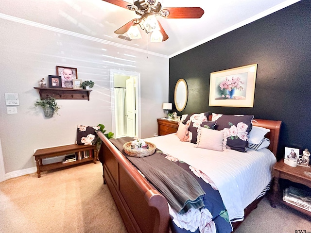 599 N Weldon St, Frankston, TX 75763 - bedroom featuring carpet floors, crown molding, a ceiling fan, and baseboards