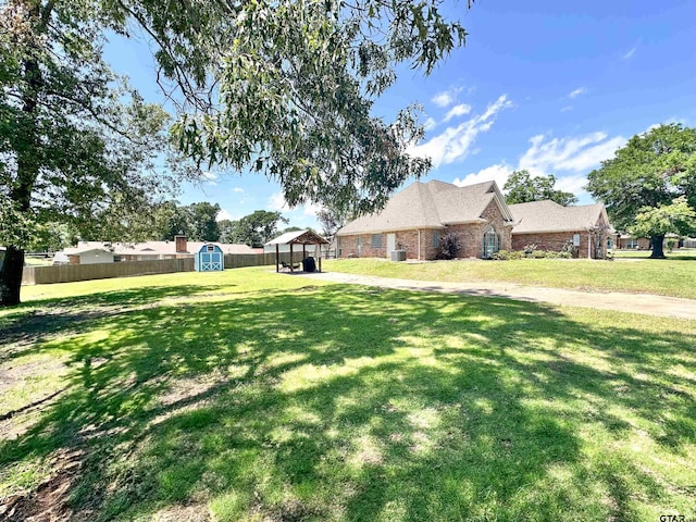 599 N Weldon St, Frankston, TX 75763 - view of yard with a carport and a gazebo