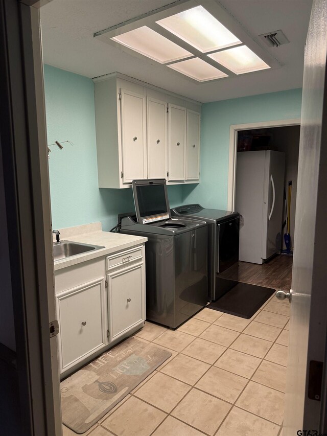 bonus room with visible vents, dark wood-style flooring, and vaulted ceiling