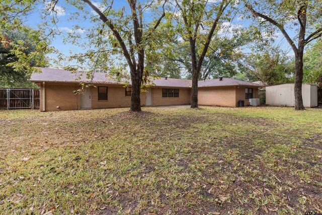 221 Alpine Dr, Tyler, TX 75701 - photo 2