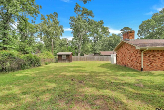 507 Tullie Dr, Longview, TX 75601 - view of yard