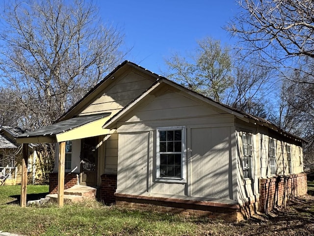 view of side of home