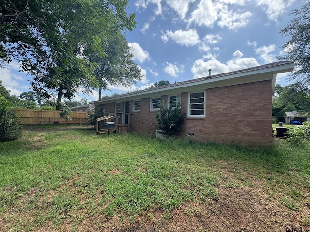 320 Northcrest Dr, Tyler, TX 75702 - back of house with brick siding