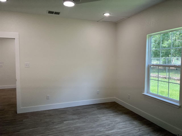 180 Lovers Ln, Alto, TX 75925 - spare room featuring dark wood finished floors and recessed lighting