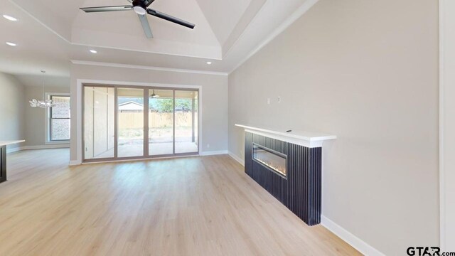 19346 Aida Dr, Flint, TX 75762 - kitchen with stainless steel appliances, light wood finished floors, backsplash, light countertops, and a center island with sink