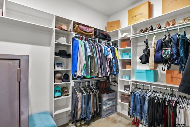 22302 County Road 422, Lindale, TX 75771 - view of walk in closet