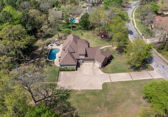 5875 Stonegate Trl, Tyler, TX 75703 - view from above of property featuring a pool area