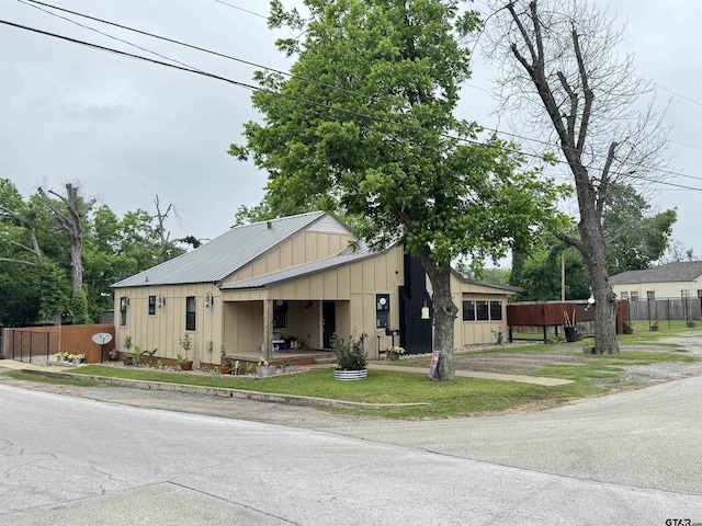 216 Rogers St, Henderson, TX 75654 - photo 2
