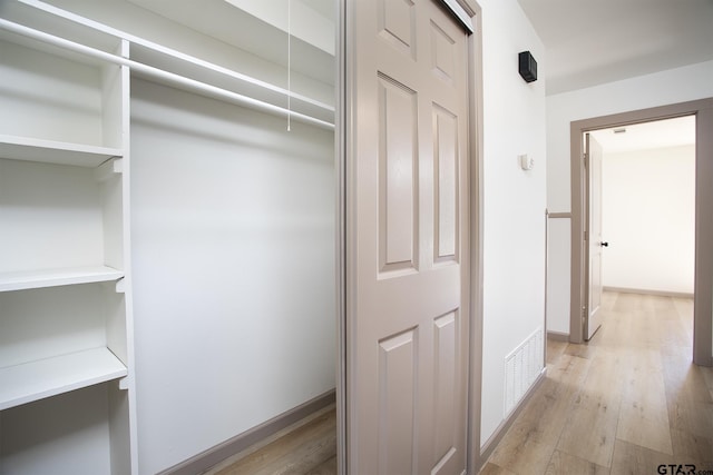 914 Neches Dr, Tyler, TX 75702 - view of closet