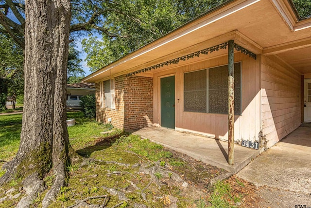 3131 Greg Ln, Tyler, TX 75701 - property entrance with brick siding