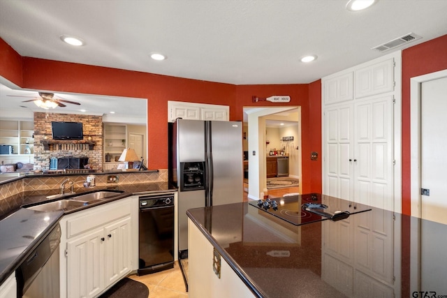 kitchen featuring a ceiling fan, a sink, dishwasher, visible vents, and recessed lighting