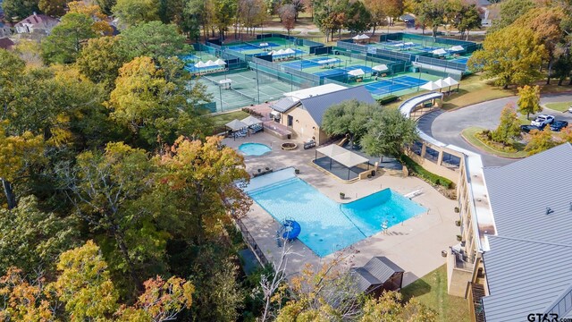 7117 Holly Square Ct, Tyler, TX 75703 - drone / aerial view of a pool