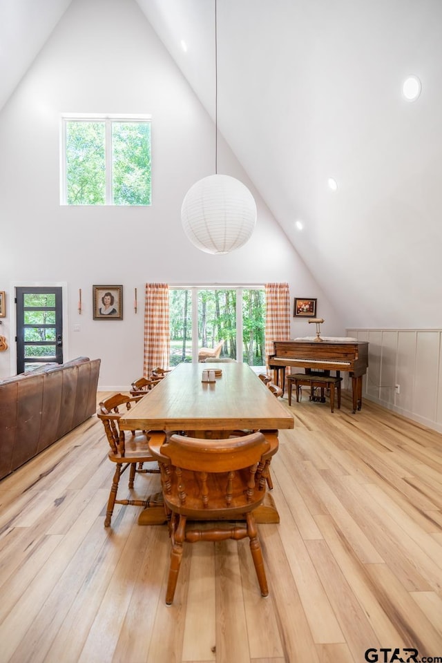15683 Crk 472, Tyler, TX 75706 - dining space with high vaulted ceiling, light wood finished floors, and recessed lighting