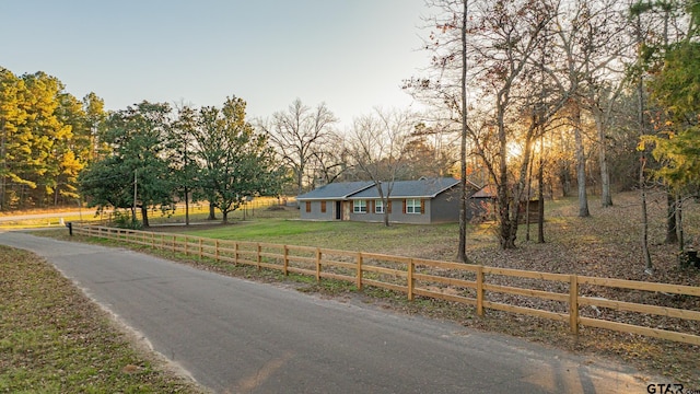 view of front of property with a front lawn