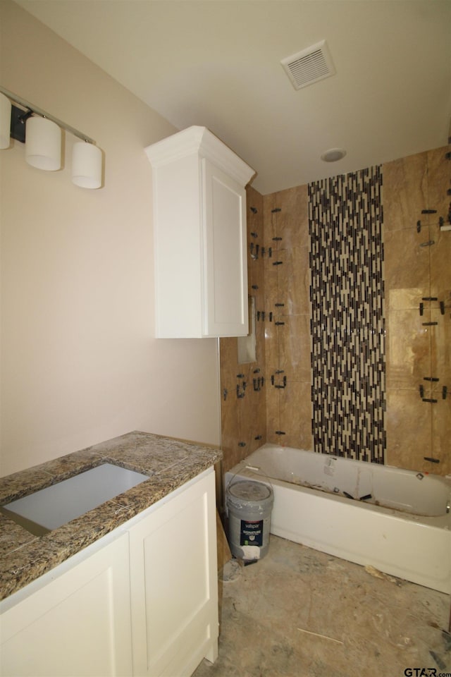1209 S Butler Ave, Tyler, TX 75701 - full bath featuring vanity and shower / bathtub combination