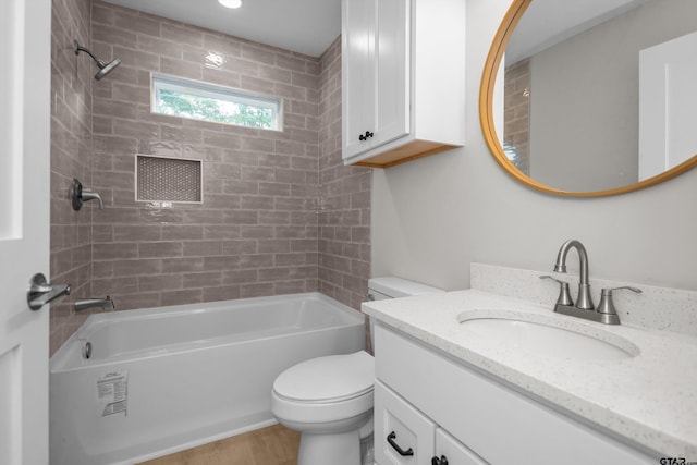 601 N 4th St, Crockett, TX 75835 - full bathroom with toilet, vanity, and washtub / shower combination
