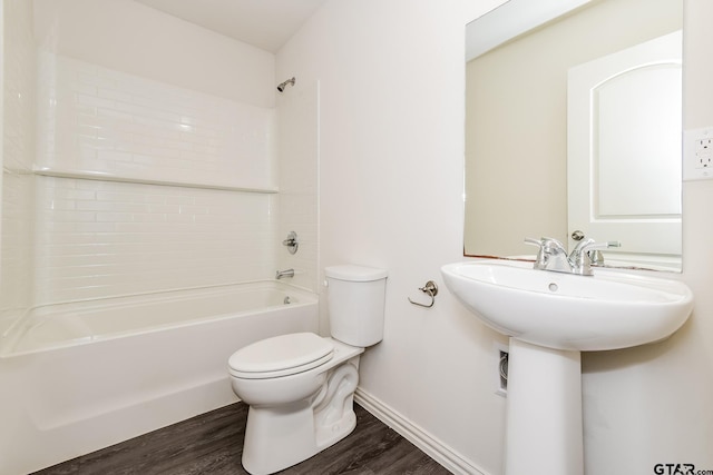 613 S Baxter, Tyler, TX 75701 - bathroom with tub / shower combination and wood finished floors