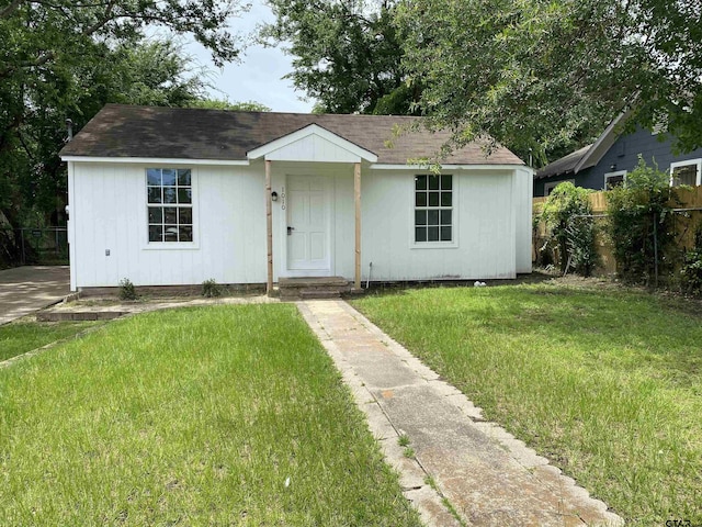 1010 Lindsay Ln, Tyler, TX 75701 - photo 1