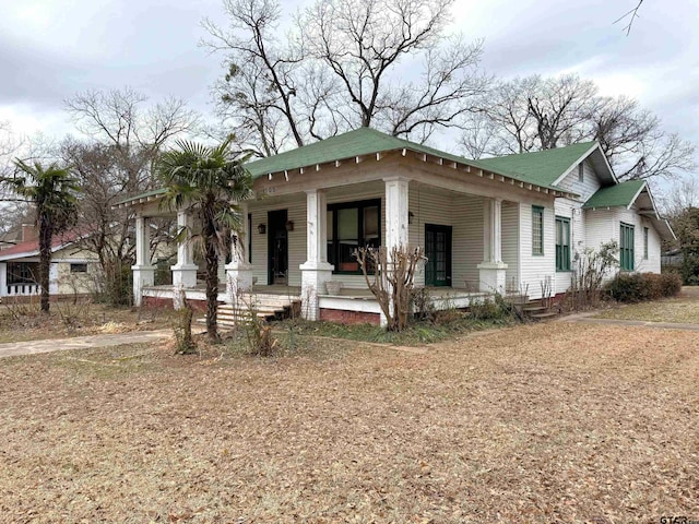 view of front of property with a porch