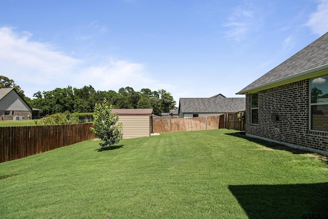 109 Nathan, Chandler, TX 75758 - fenced backyard with a storage unit
