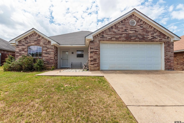 207 Patricia Ct, Tyler, TX 75702 - photo 1