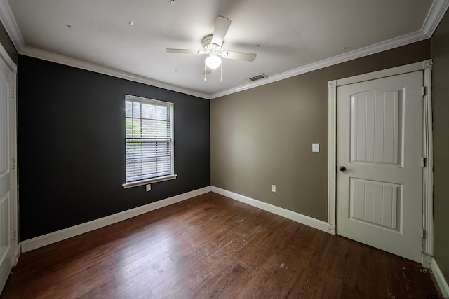 17550 Kristopher Cir, Whitehouse, TX 75791 - empty room with wood finished floors, ornamental molding, and ceiling fan