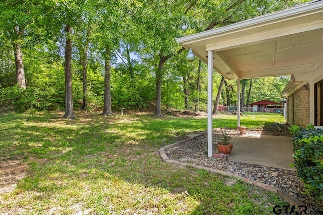view of yard with a patio