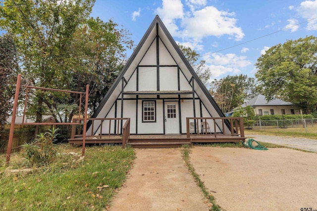 view of front of house