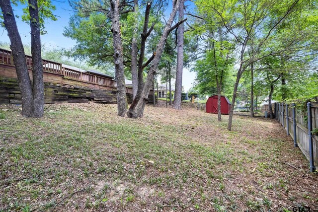 4918 Pine Knl, Tyler, TX 75703 - view of fenced backyard