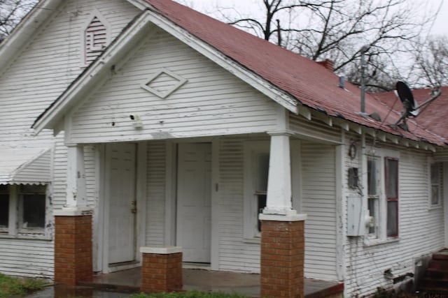 view of front facade