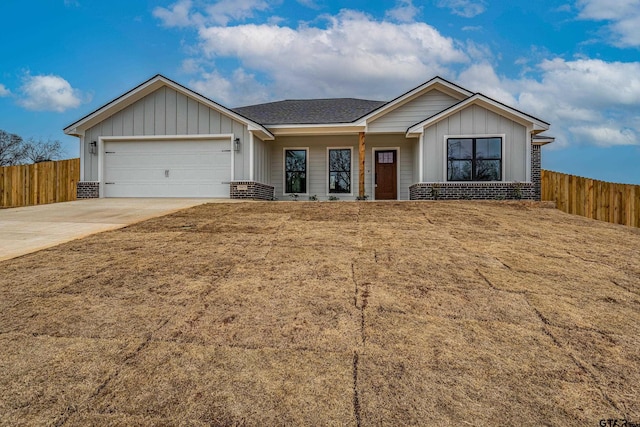 view of front of house with a garage