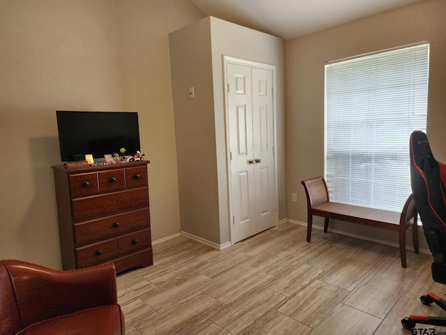 670 Frederick Cir, Flint, TX 75762 - sitting room with light wood-style flooring