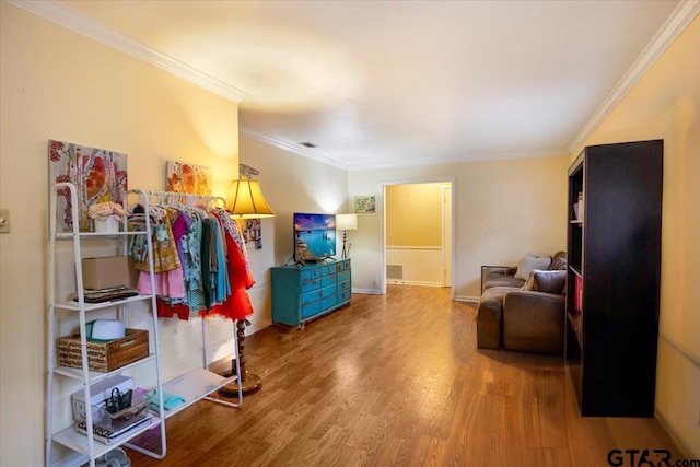 315 Ridgecrest Dr, Tyler, TX 75701 - sitting room featuring ornamental molding and wood finished floors