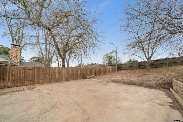 view of yard with a patio area