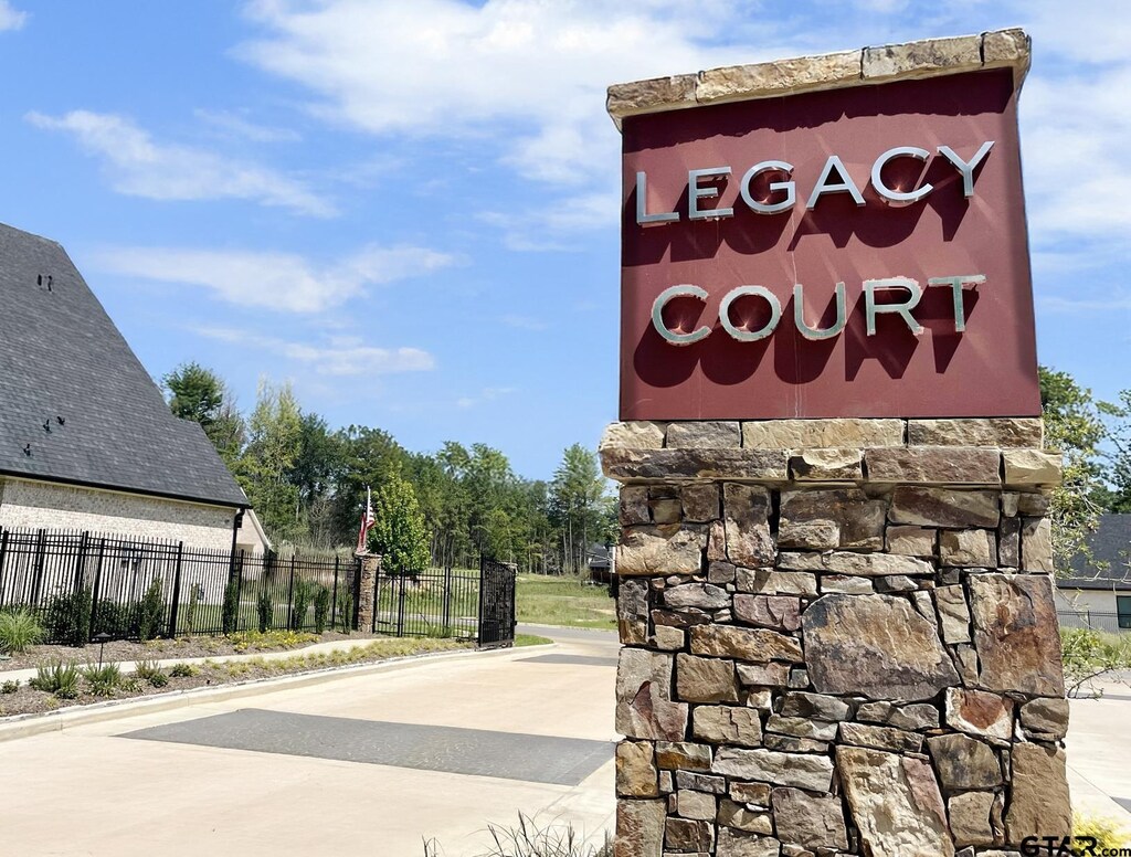 1713 Legacy Ct, Tyler, TX 75703