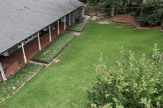 17617 Carol Cir, Flint, TX 75762 - view of yard