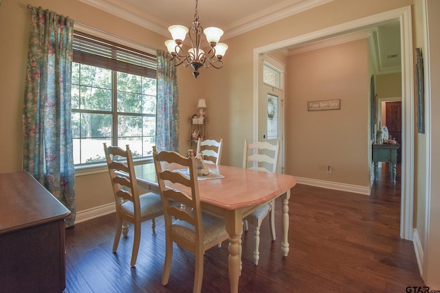 dining space featuring ornamental molding, dark wood-type flooring, and a notable chandelier