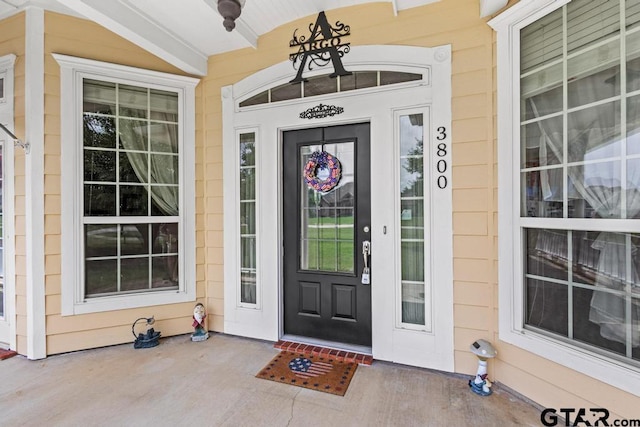 view of property entrance