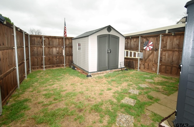 2333 Baretta Dr, Mesquite, TX 75181 - view of shed with a fenced backyard