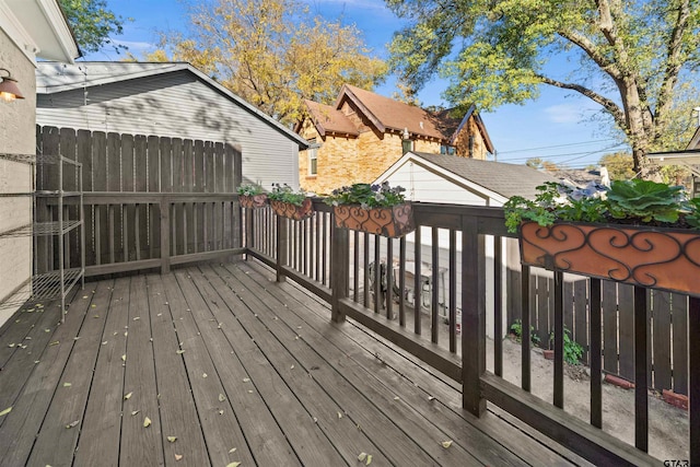 301 W Charnwood St, Tyler, TX 75701 - view of wooden deck