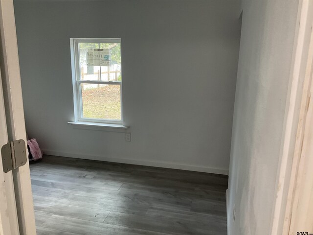 527 N Clayton Ave, Tyler, TX 75702 - photo 11