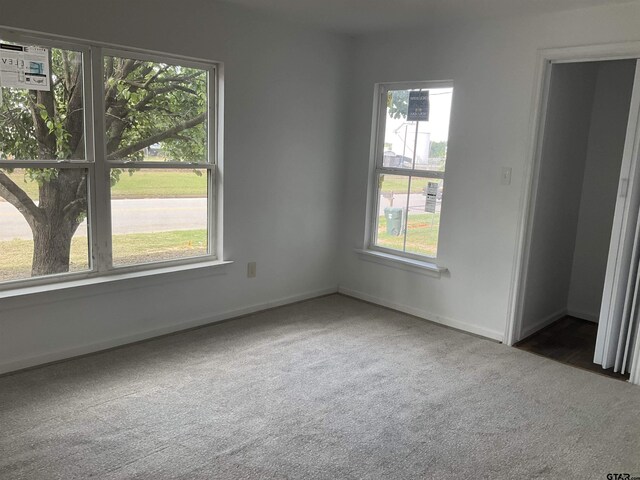 527 N Clayton Ave, Tyler, TX 75702 - photo 13