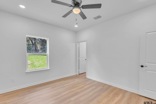 1410 W Connally St, Tyler, TX 75701 - unfurnished room with light wood-type flooring, recessed lighting, and a ceiling fan