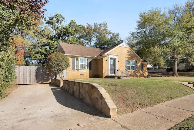 view of front of house with a front yard