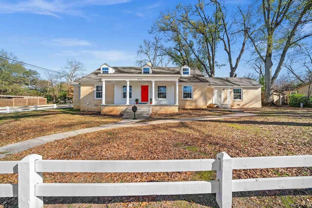 view of front of home featuring a porch