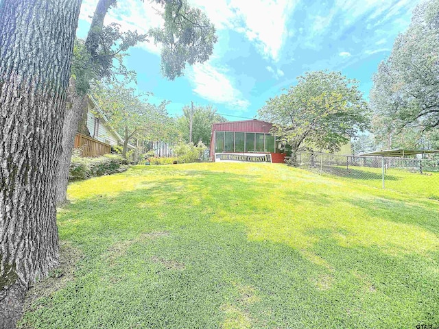668 Omaha Dr, Omaha, TX 75571 - view of yard